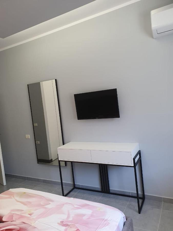 Deluxe Apartment Vlora Kültér fotó